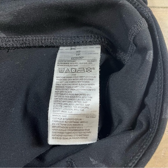 GapFit Women’s Black Winterbrush Star Leggings Tights - Picture 7 of 10